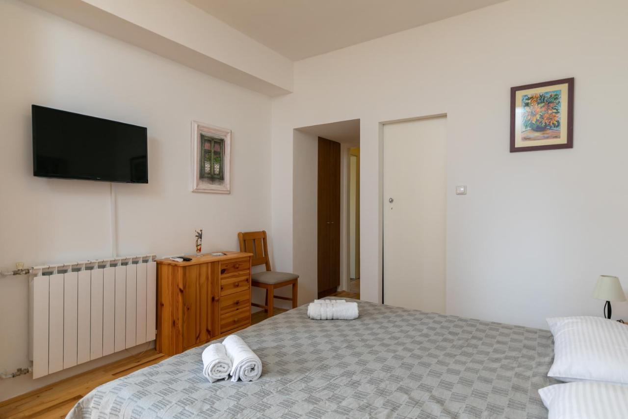 Tonka - Two Bedroom With Partial Sea View * Dubrovnik